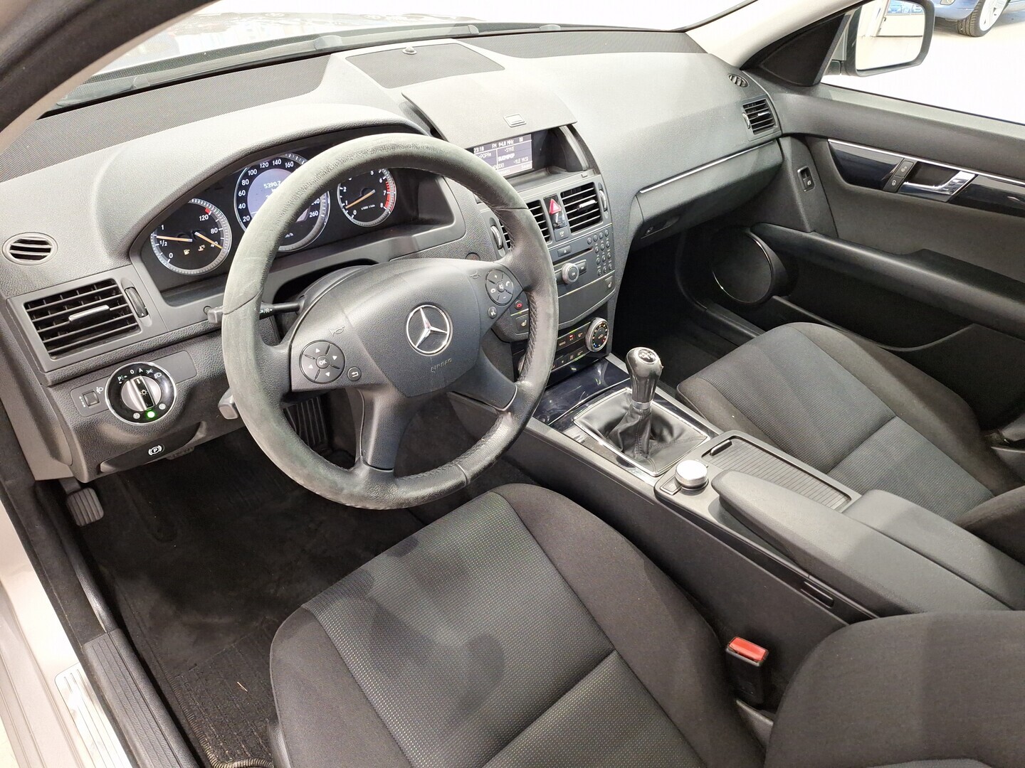 MERCEDES-BENZ C 2008