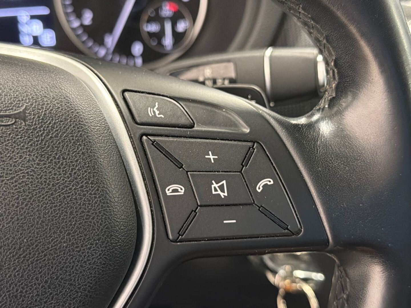 MERCEDES-BENZ B 2013