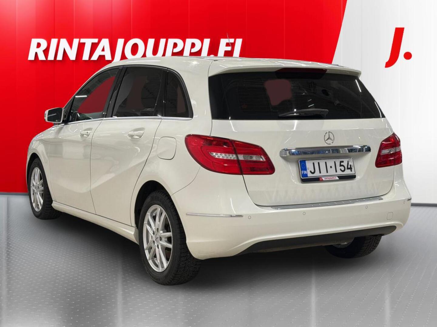 MERCEDES-BENZ B 2013