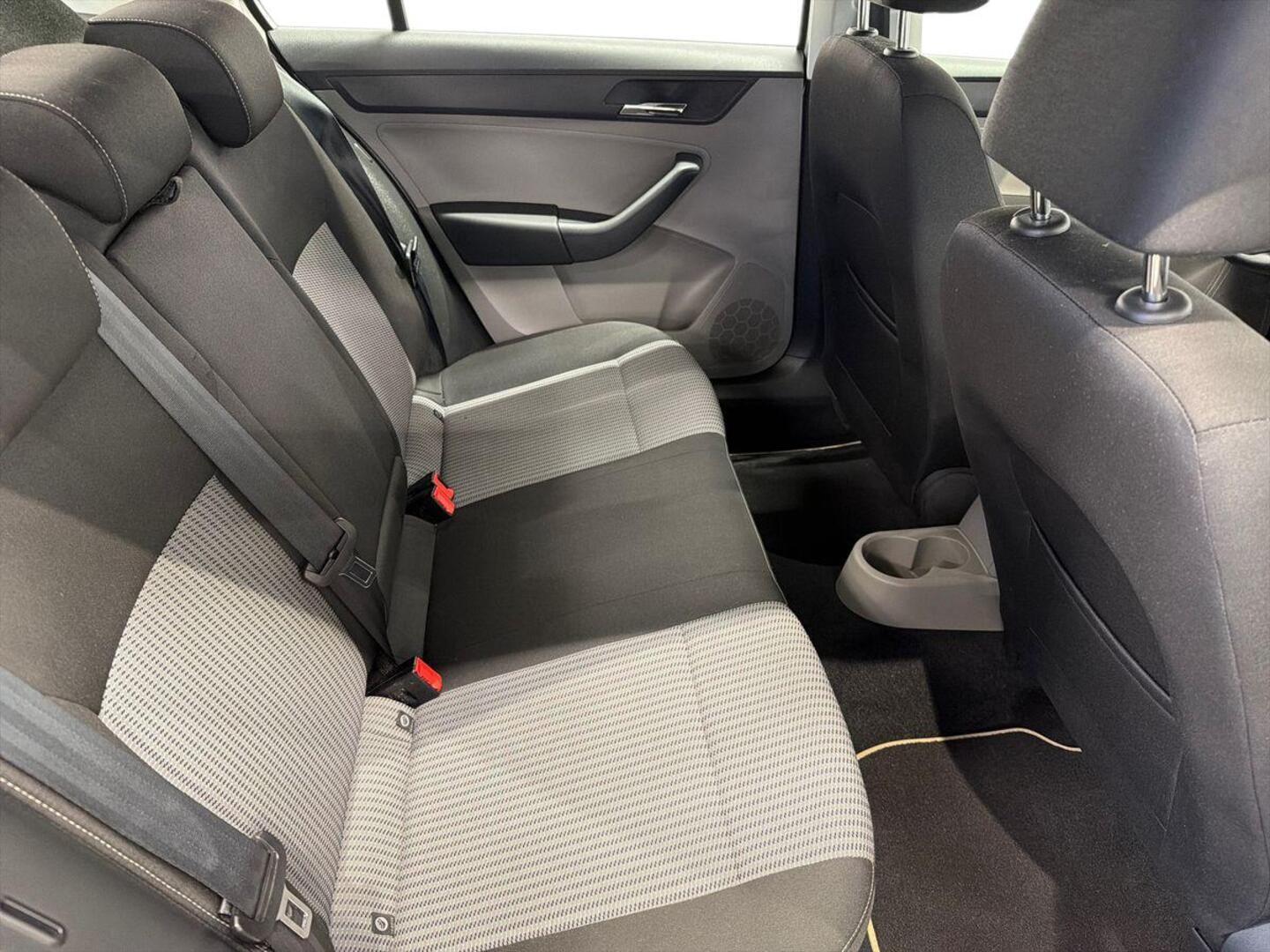 SEAT Toledo 10