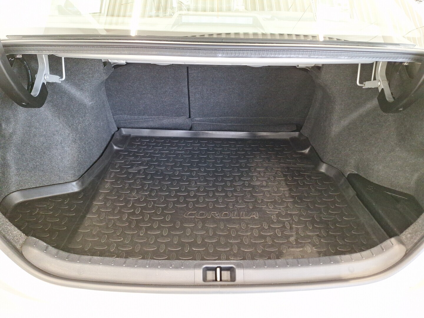 TOYOTA Corolla 2014