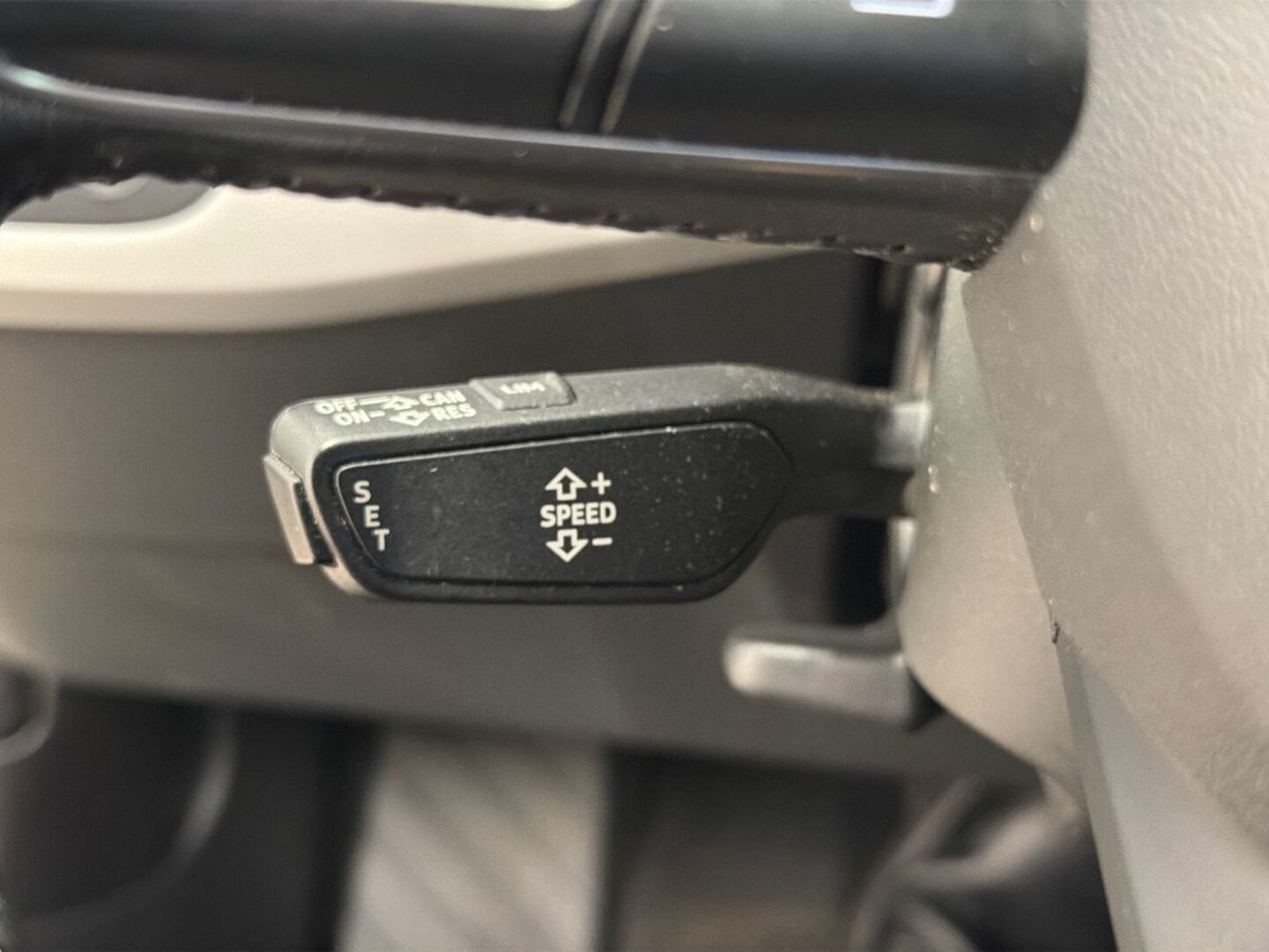 AUDI A4 2016