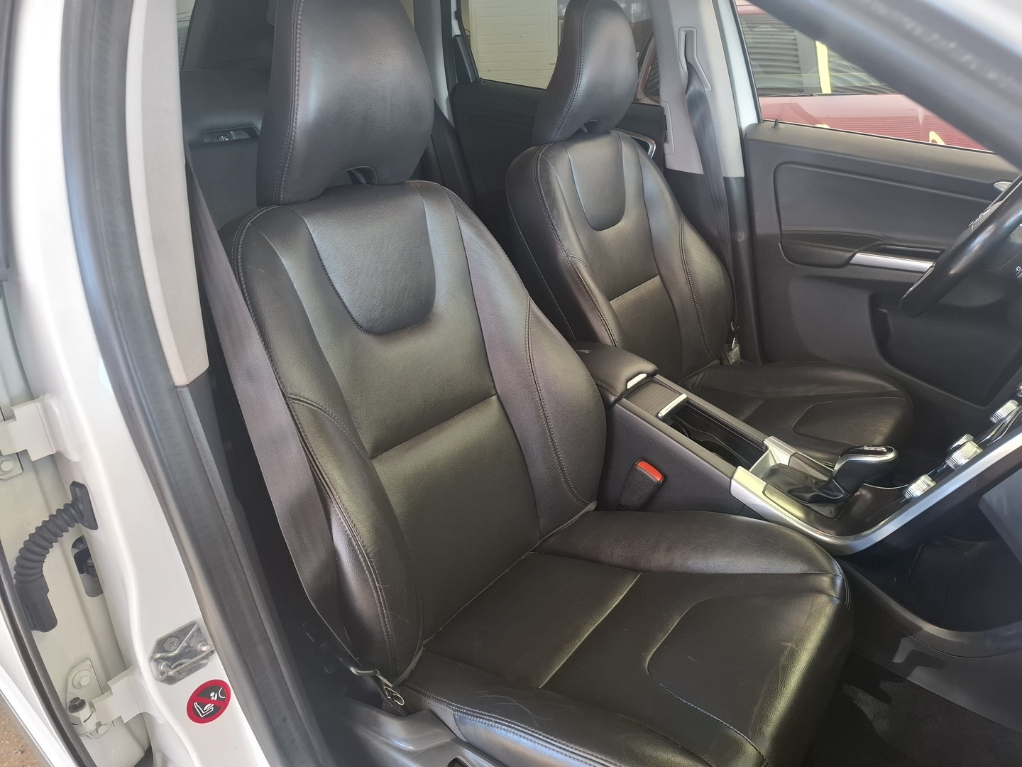 VOLVO XC60 2015