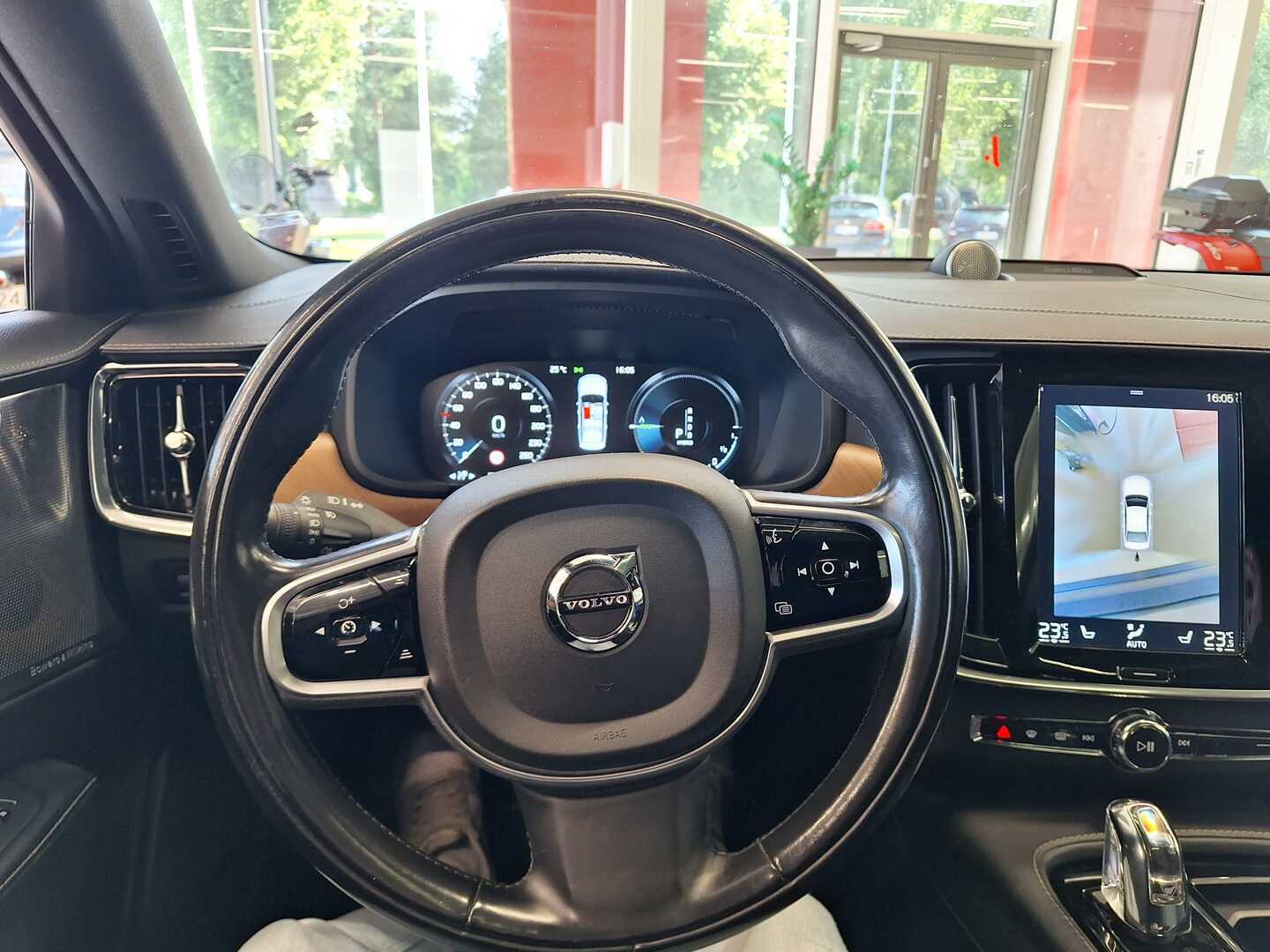 VOLVO S90 2017