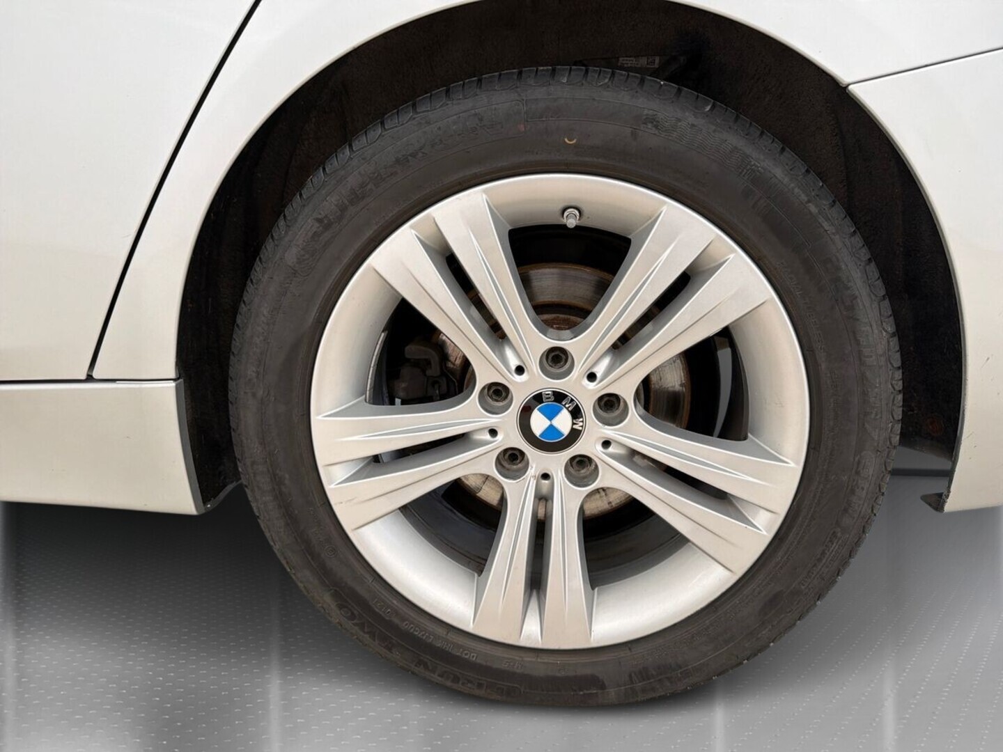BMW 320 2018