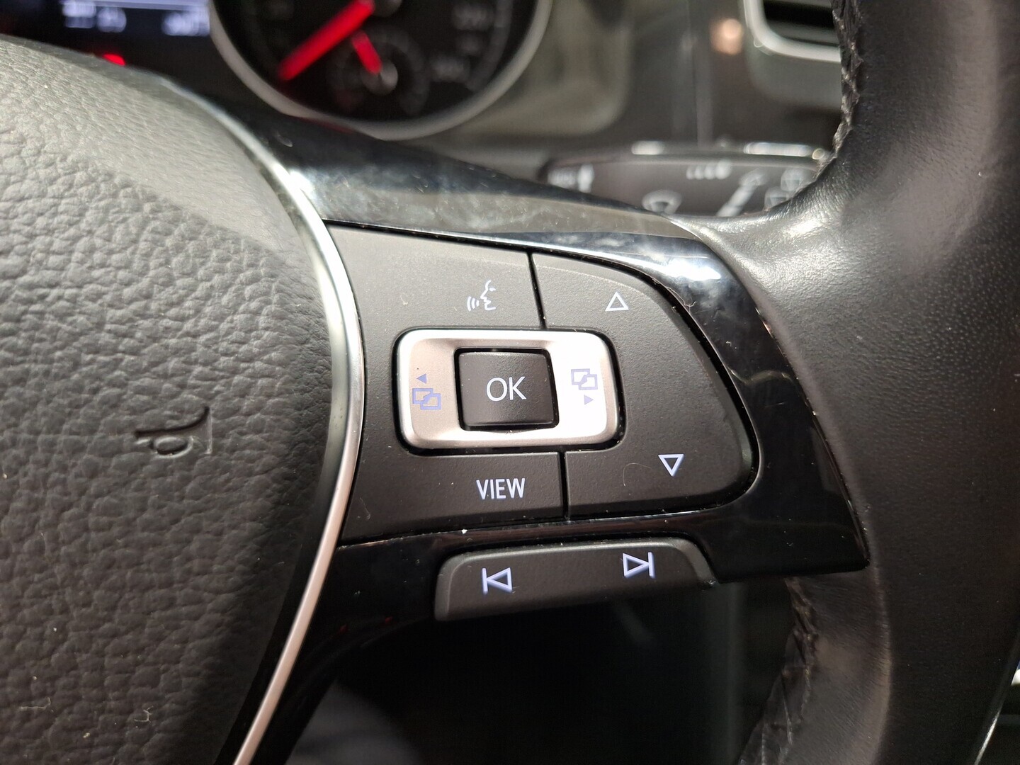 VOLKSWAGEN Golf 2019