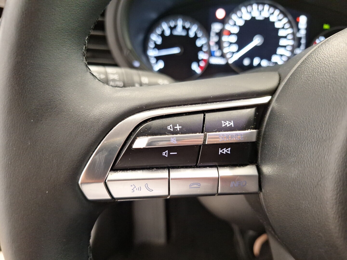 MAZDA Mazda3 2020