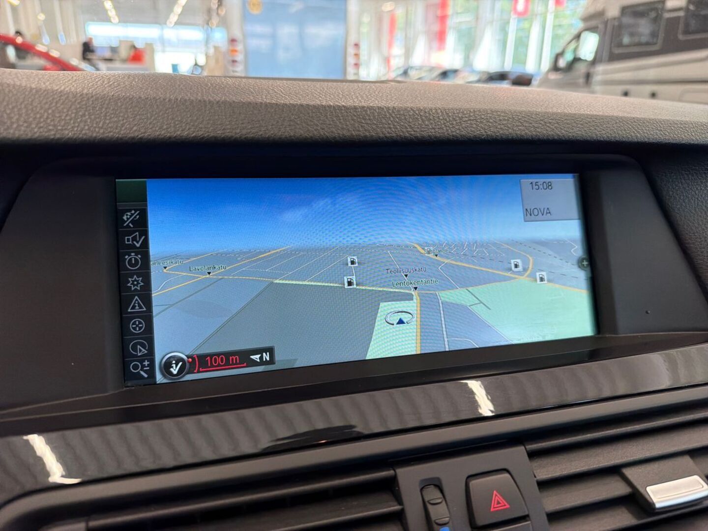 BMW 520 2012