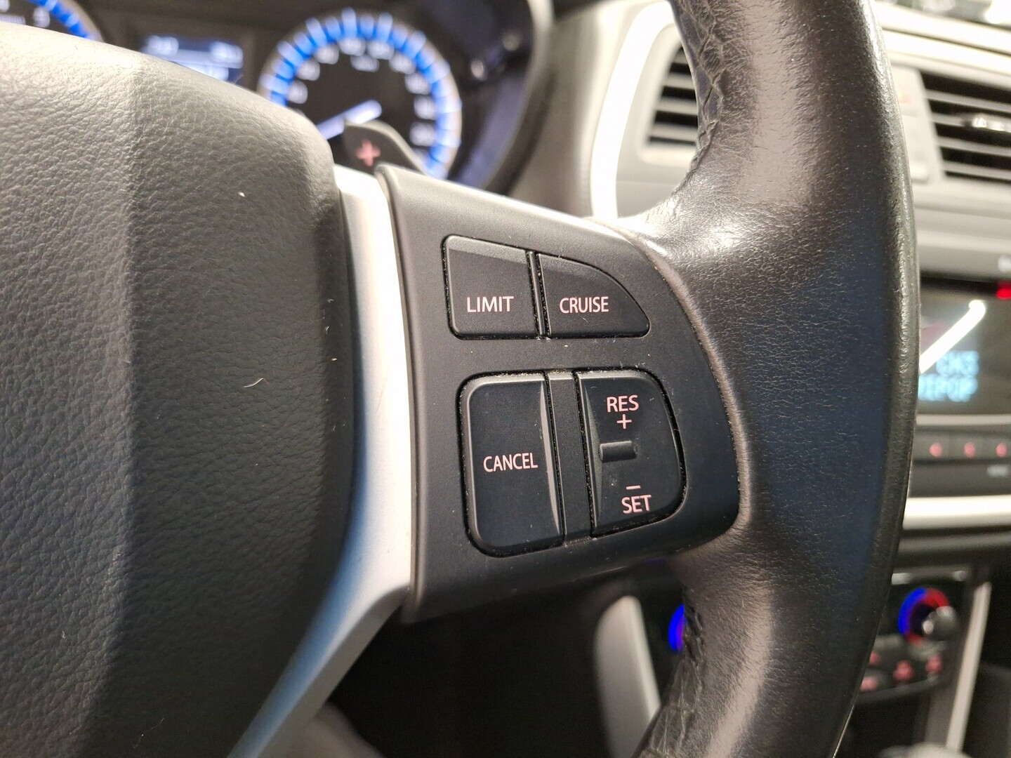 SUZUKI SX4 S-Cross 2013