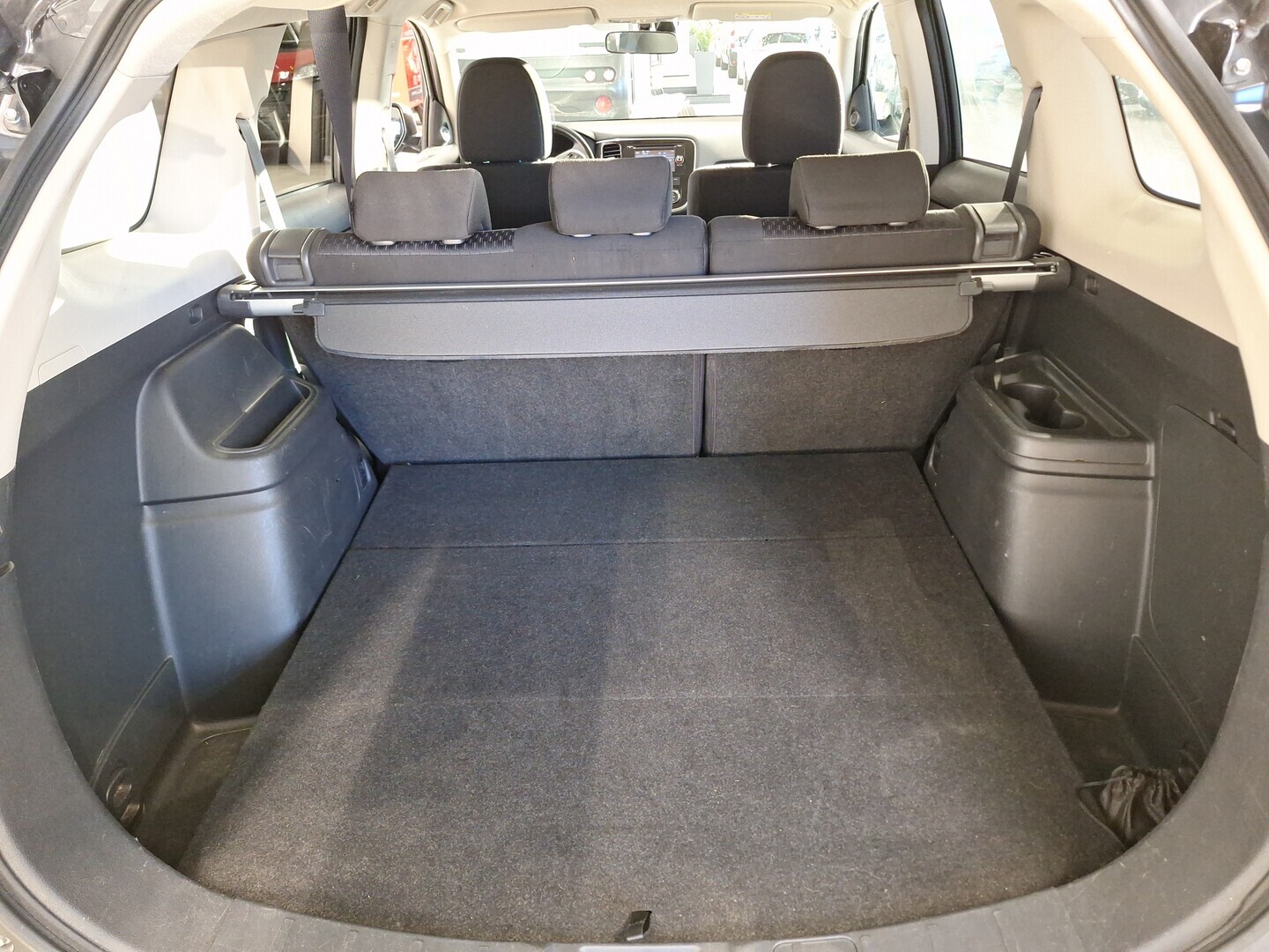 MITSUBISHI Outlander 2014