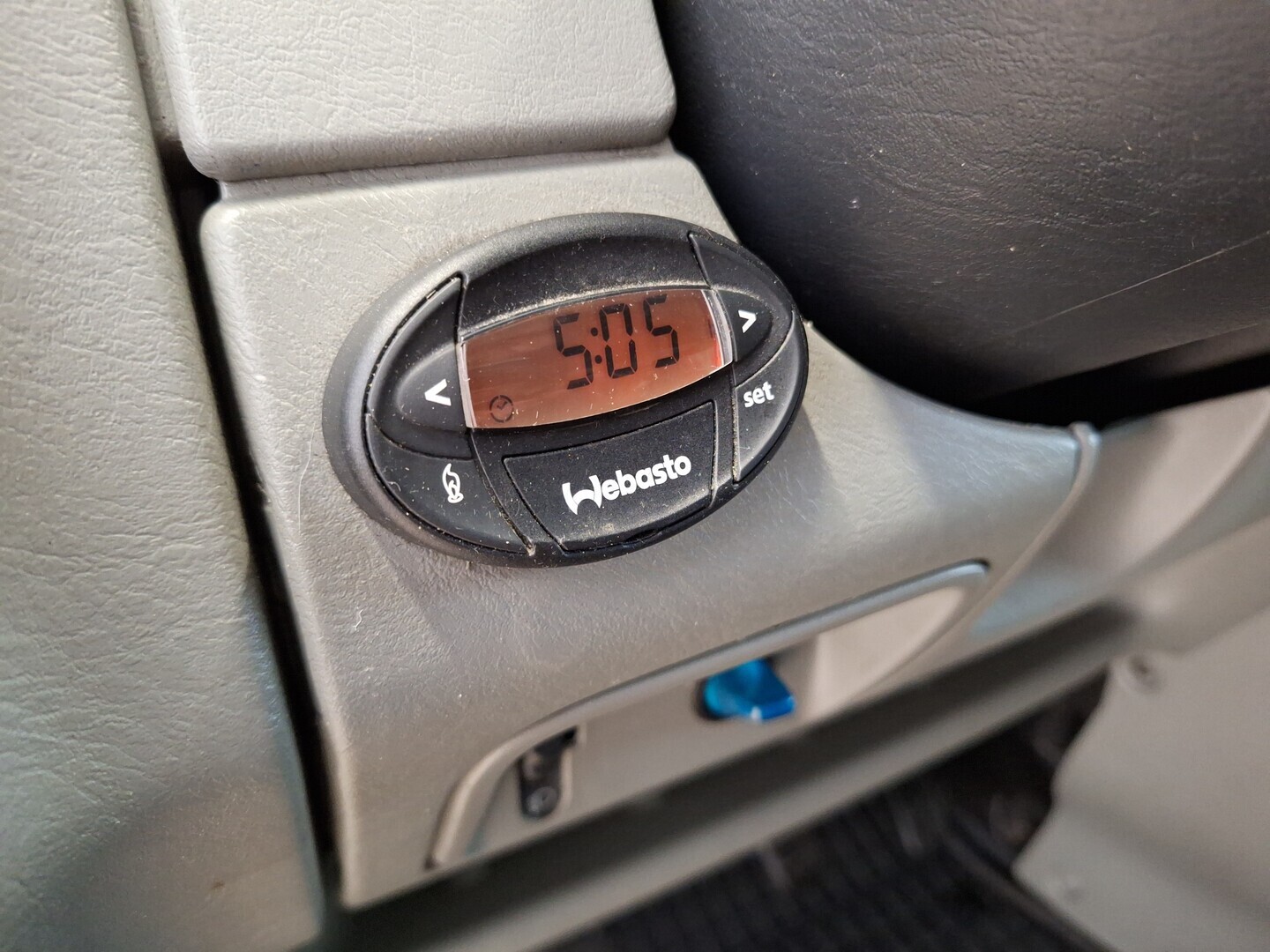 NISSAN Primastar 2005