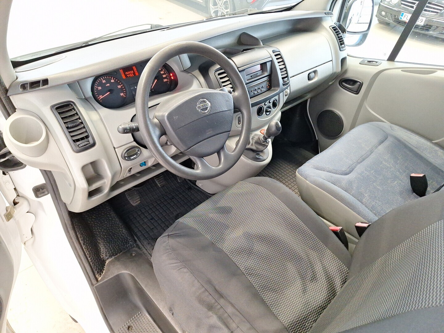 NISSAN Primastar 2005