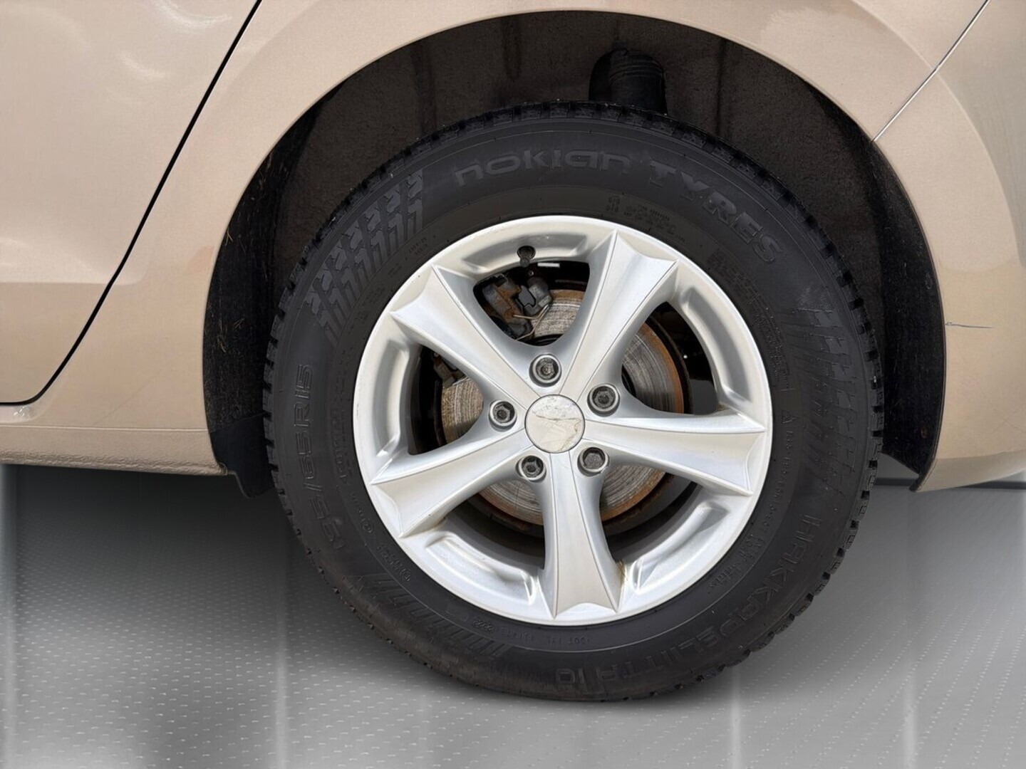 VOLKSWAGEN Golf Sportsvan 2015
