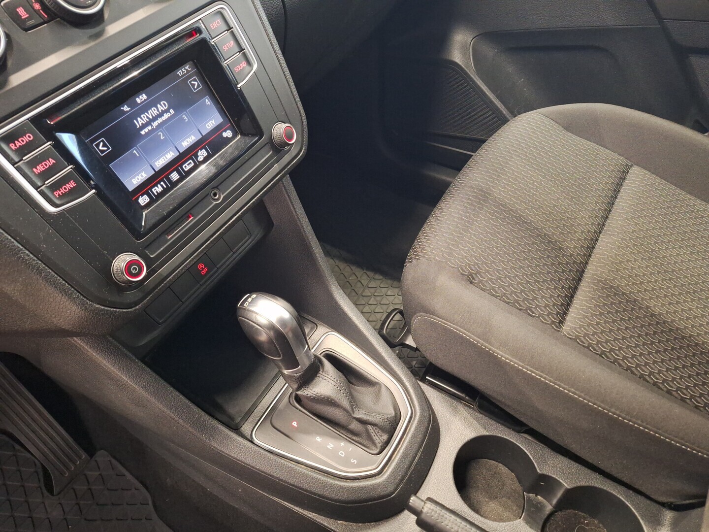 VOLKSWAGEN Caddy Maxi 2016