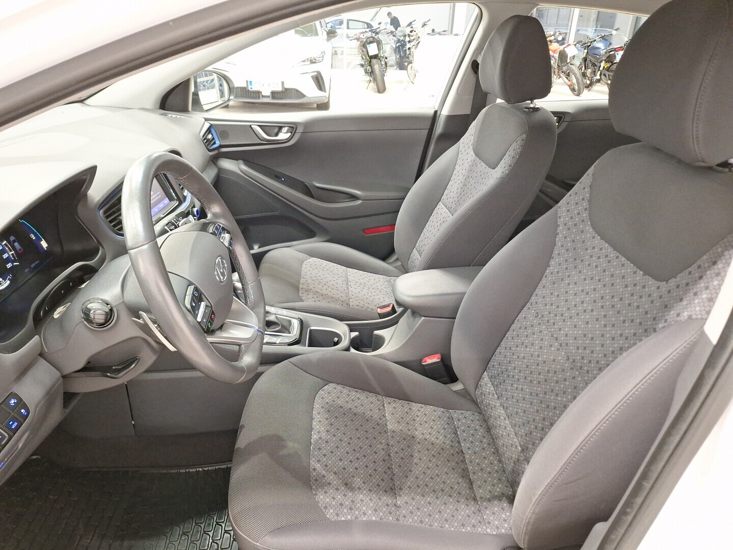 HYUNDAI IONIQ plug-in 2018