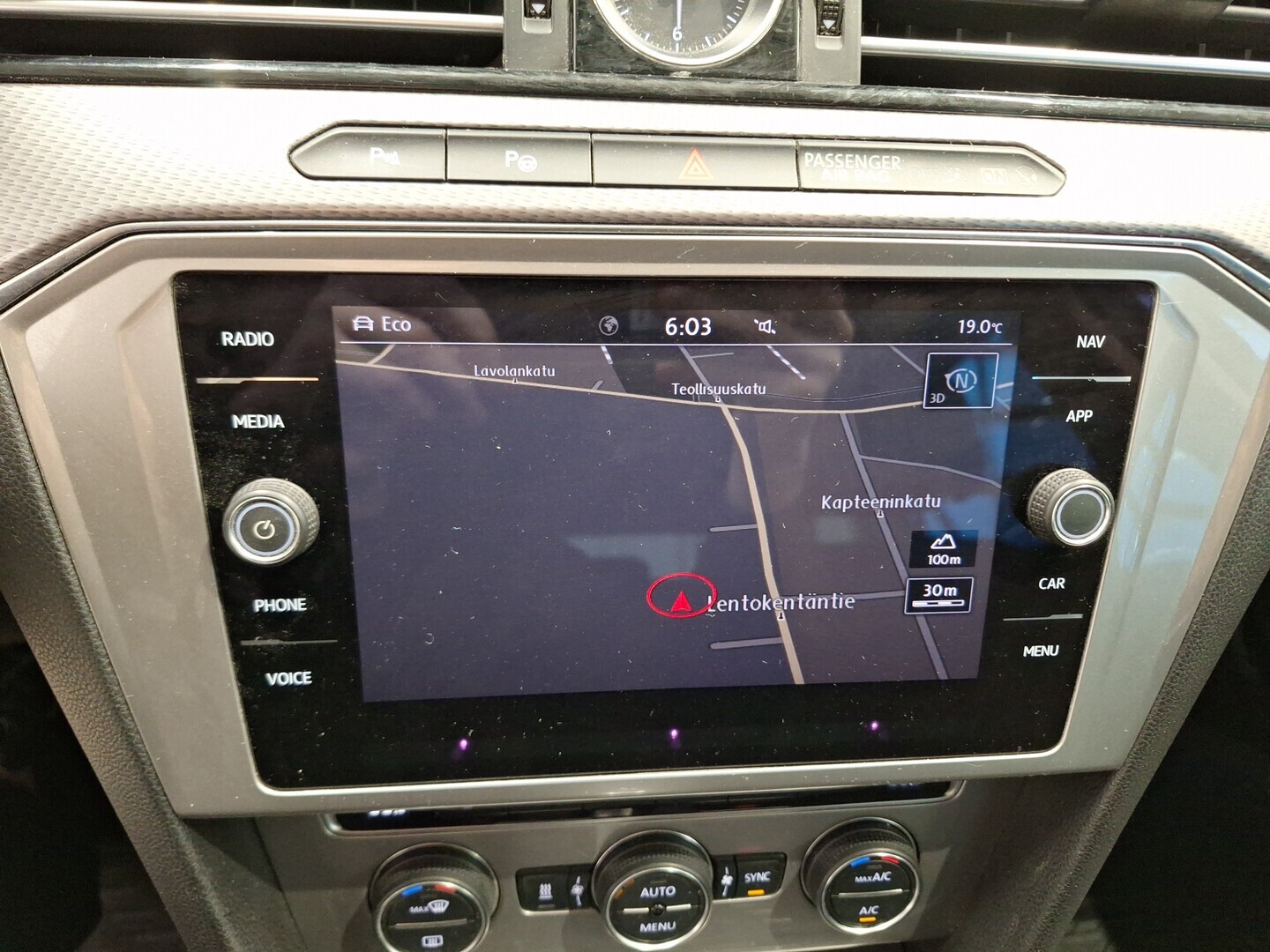 VOLKSWAGEN Passat 2019