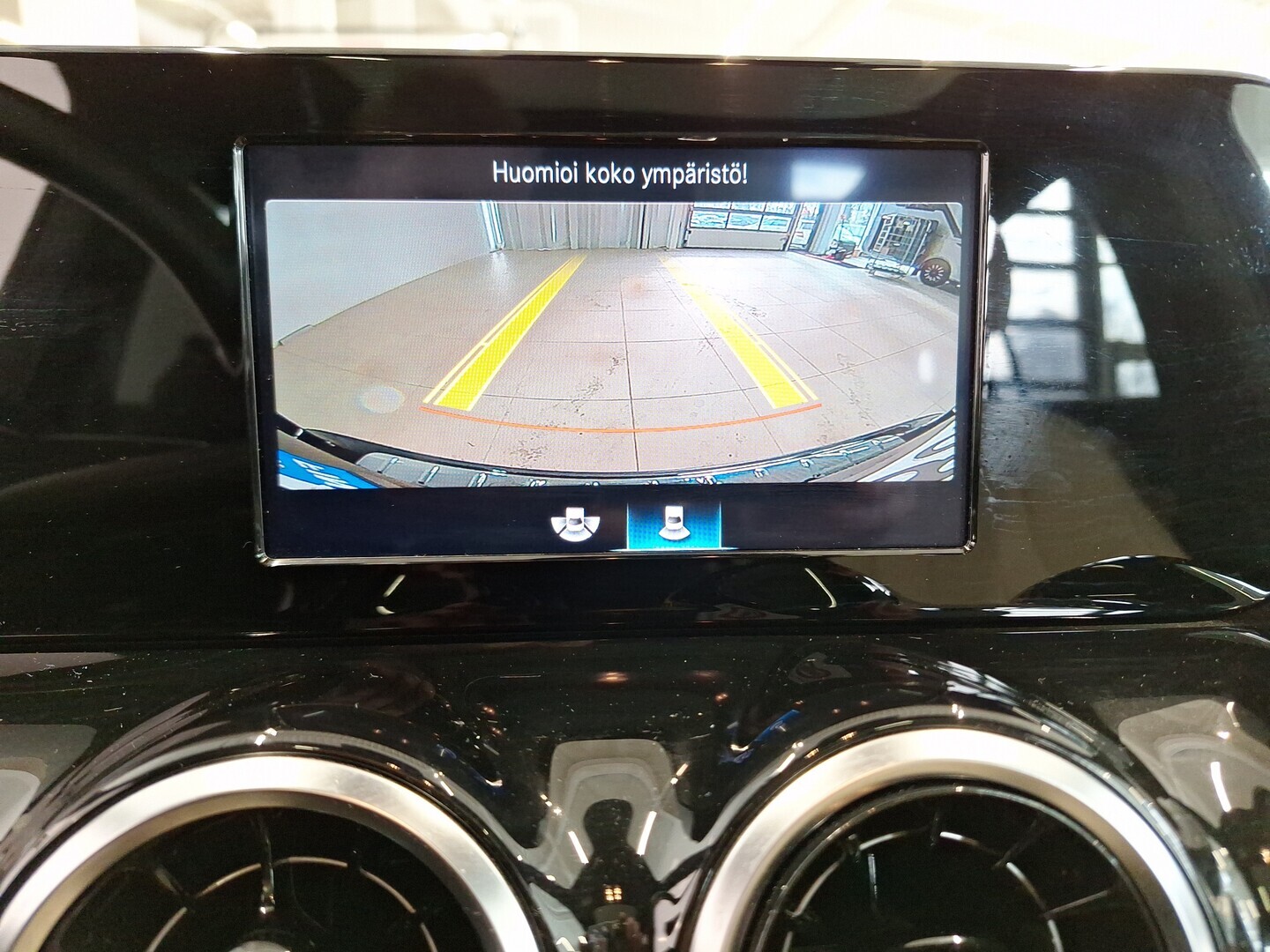 MERCEDES-BENZ GLA 2021