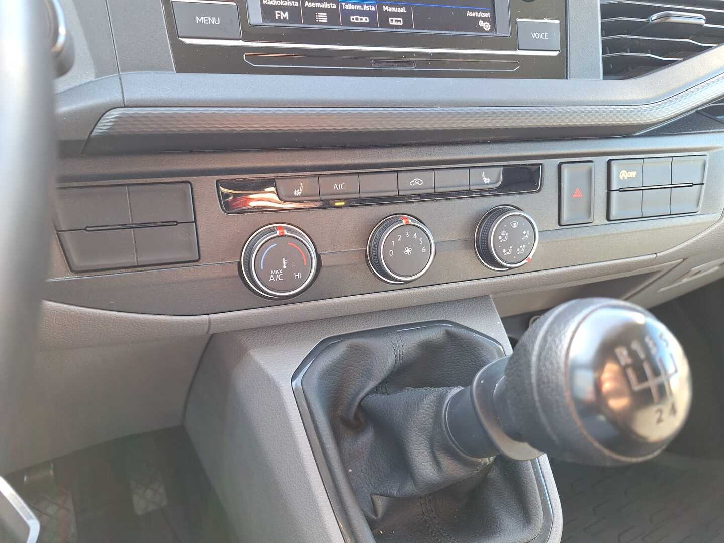 VOLKSWAGEN Transporter 2022