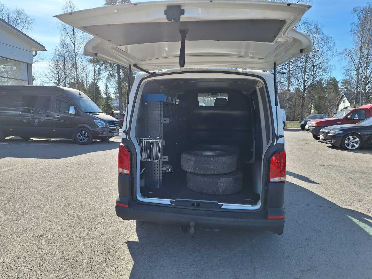 VOLKSWAGEN Transporter 2022