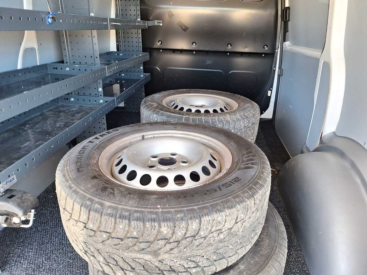 VOLKSWAGEN Transporter 2022