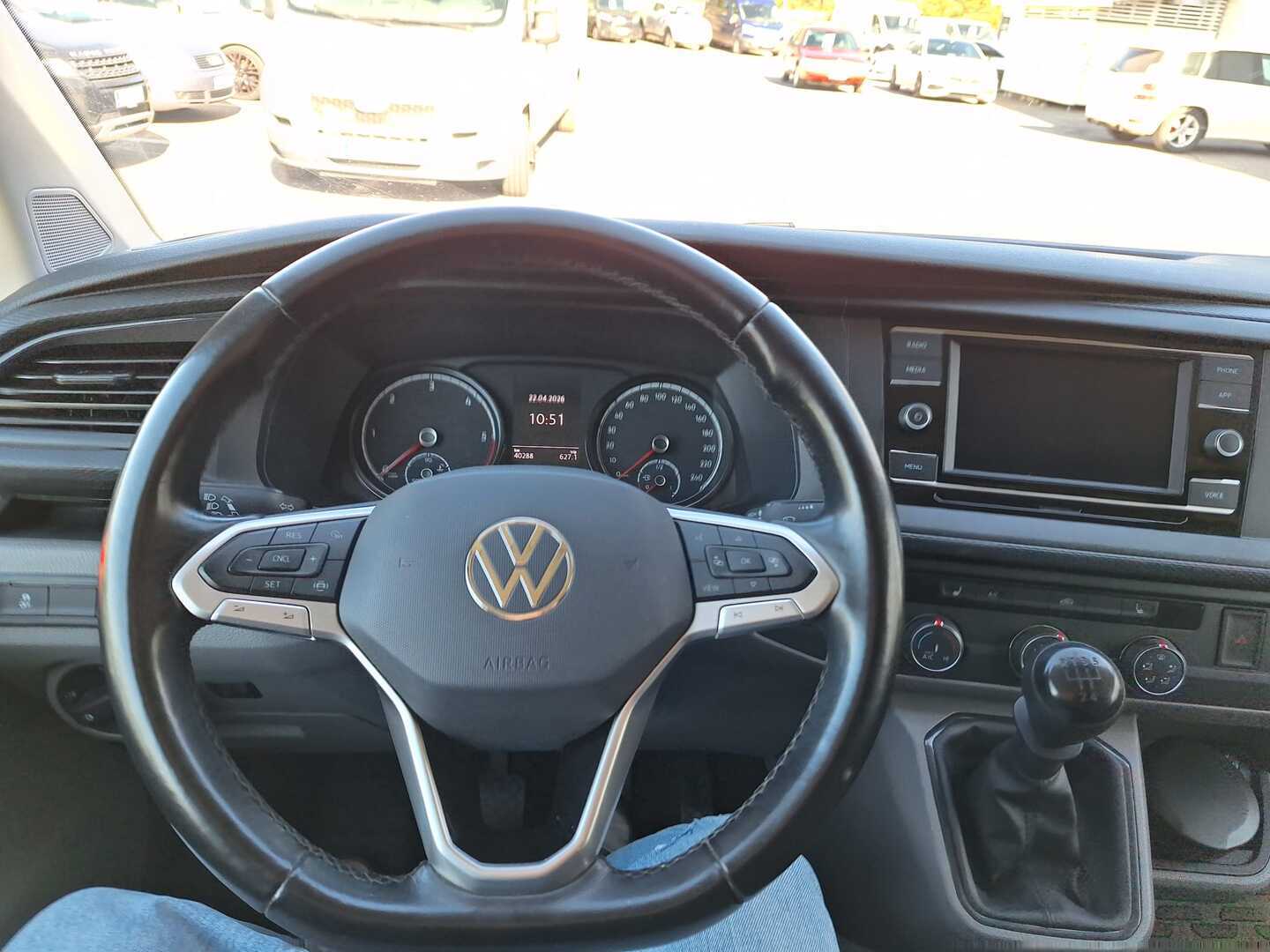 VOLKSWAGEN Transporter 2022