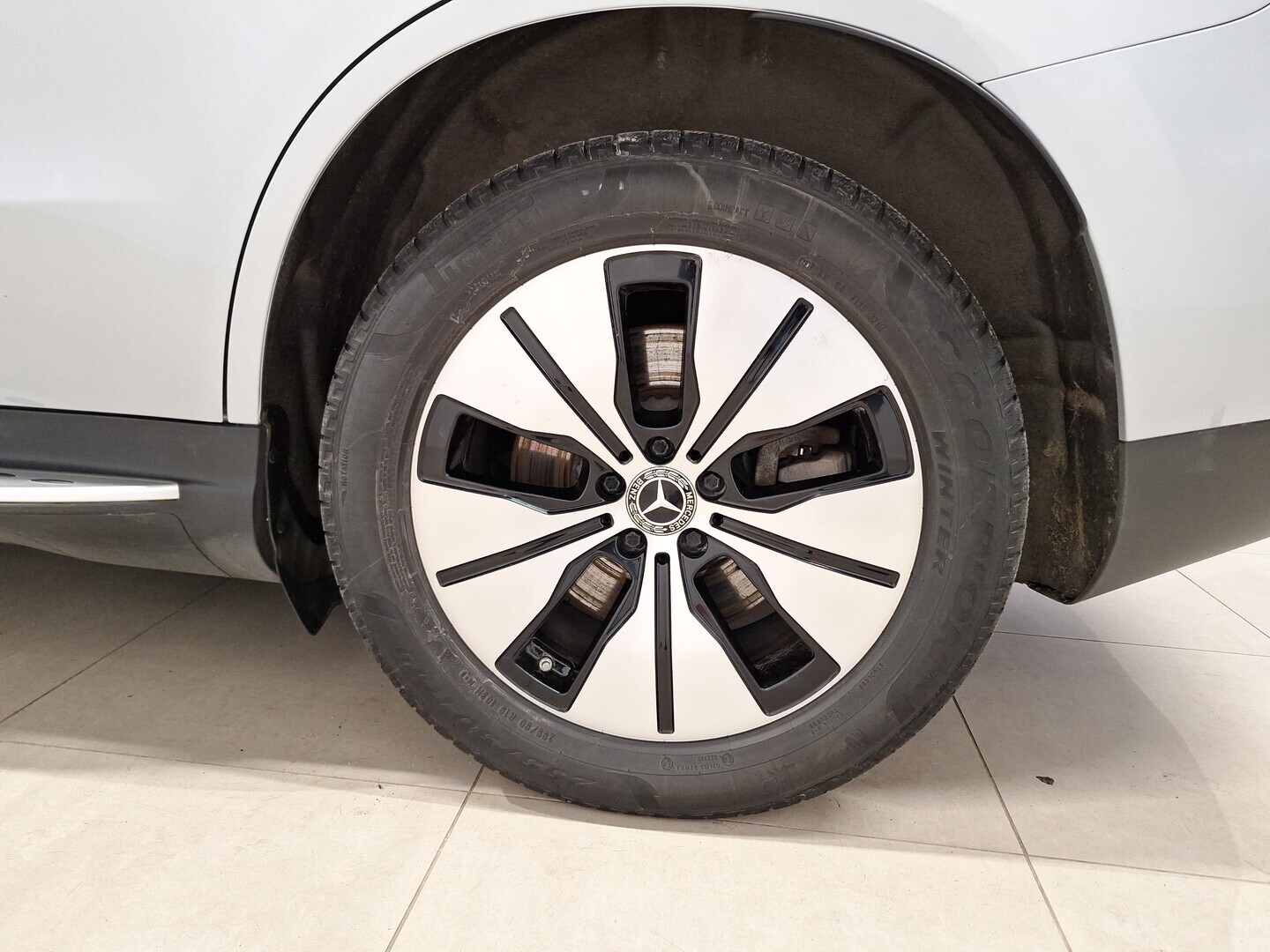 MERCEDES-BENZ EQC 2019