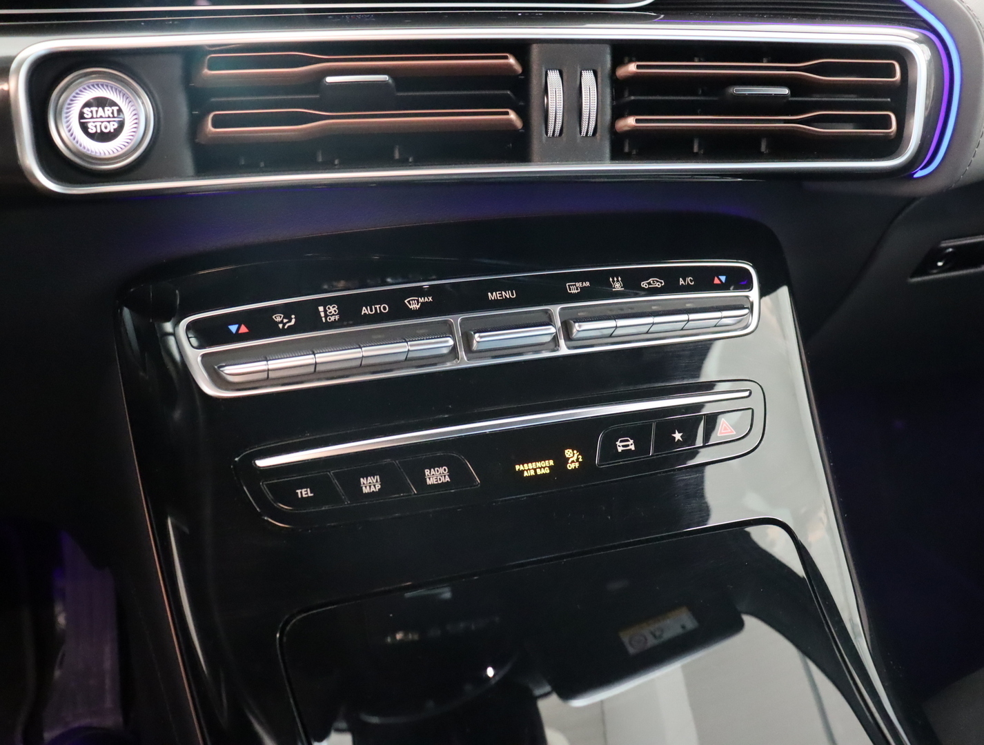 MERCEDES-BENZ EQC 2019