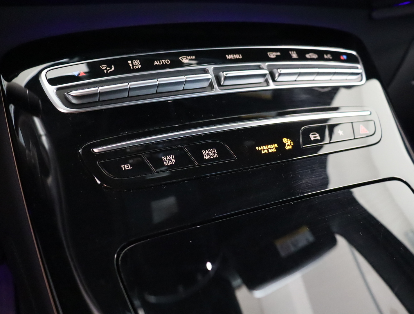 MERCEDES-BENZ EQC 2019