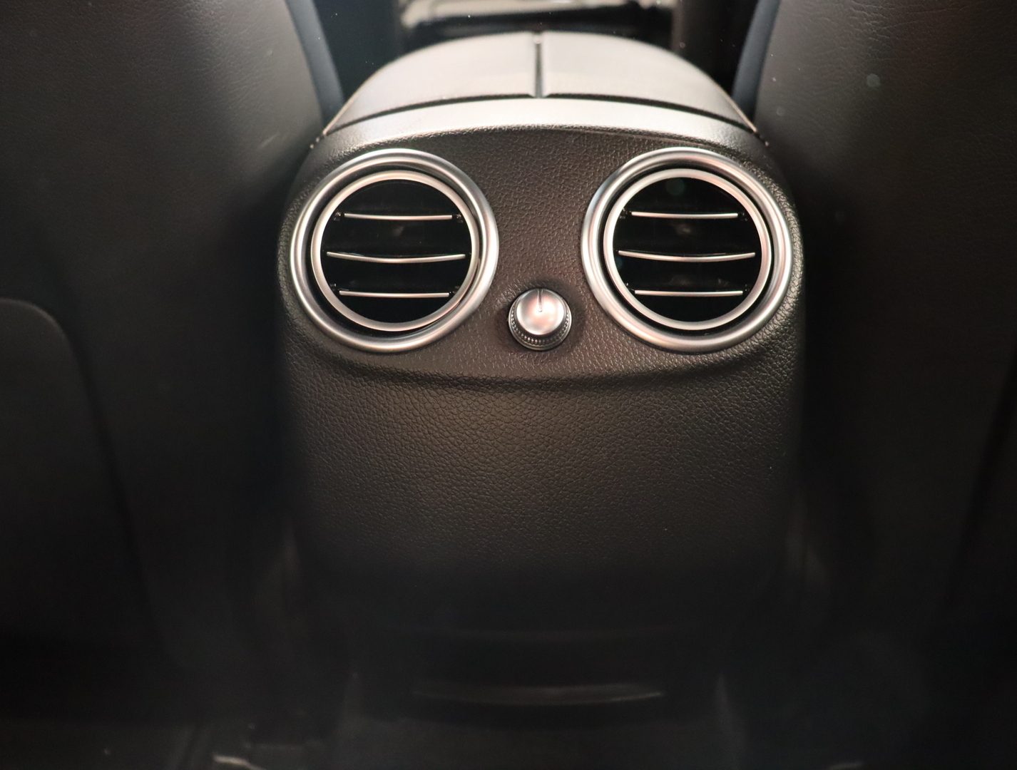 MERCEDES-BENZ EQC 2019