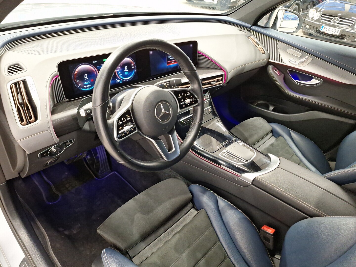 MERCEDES-BENZ EQC 2019