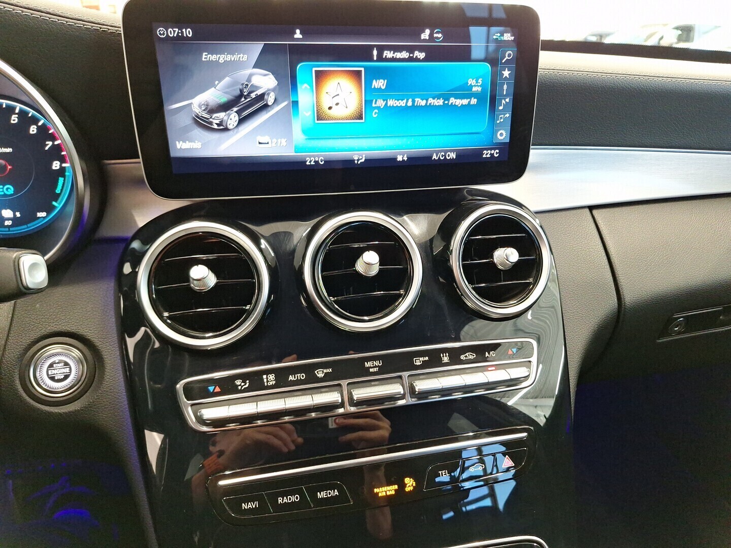 MERCEDES-BENZ C 2020