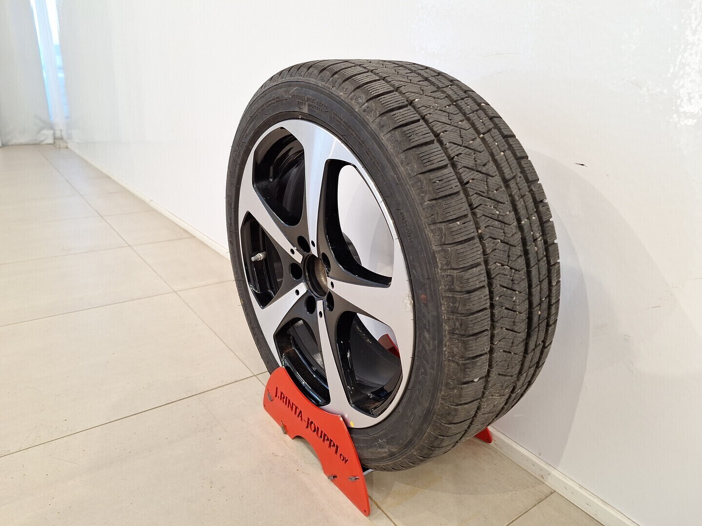 MERCEDES-BENZ C 2020