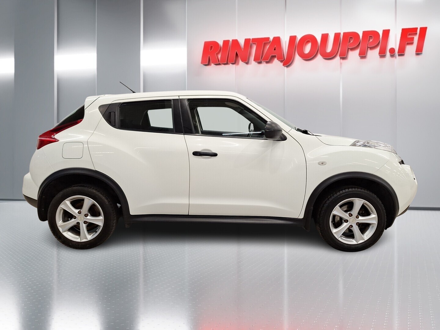 NISSAN Juke 2011
