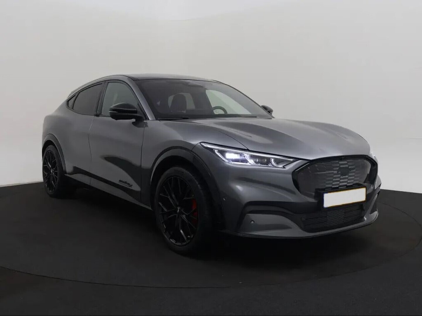 FORD Mustang Mach-E 2021