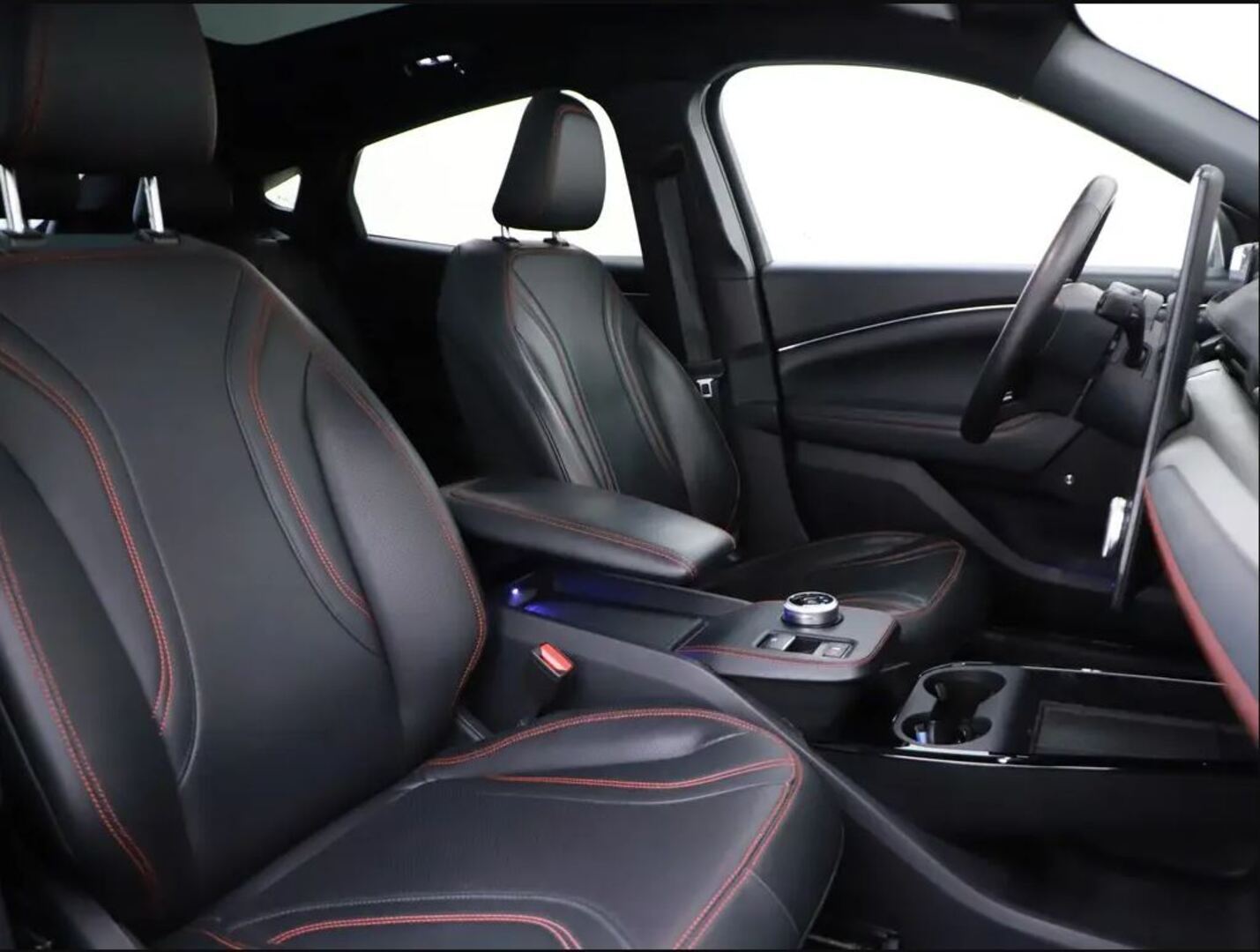 FORD Mustang Mach-E 2021