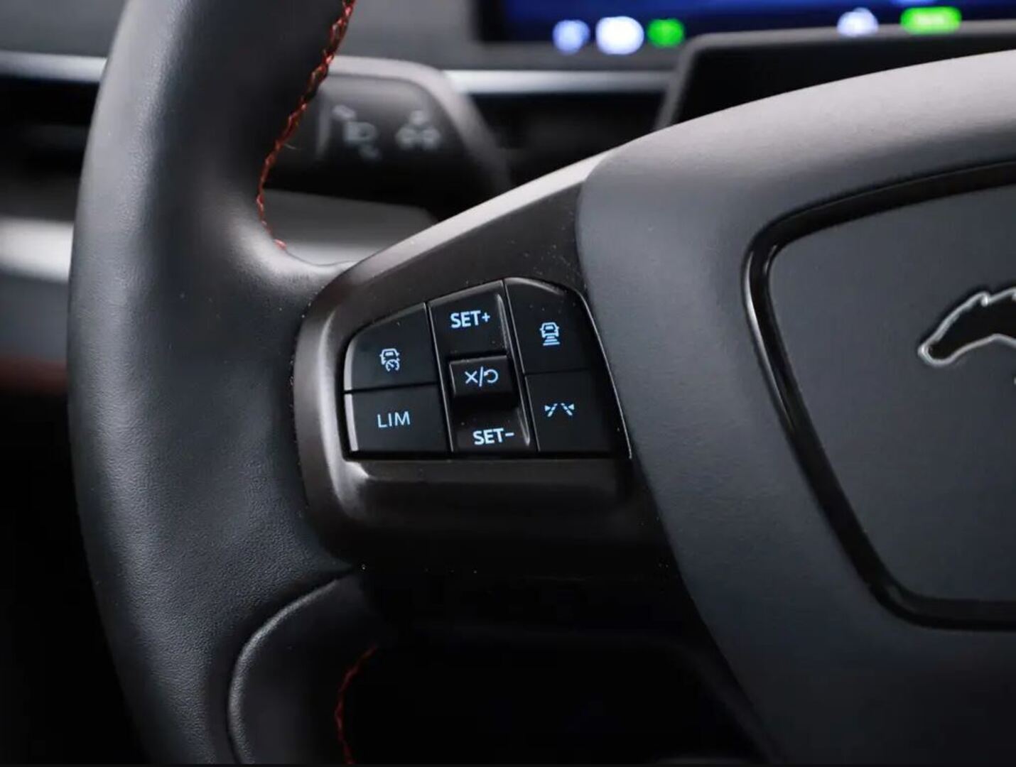 FORD Mustang Mach-E 2021