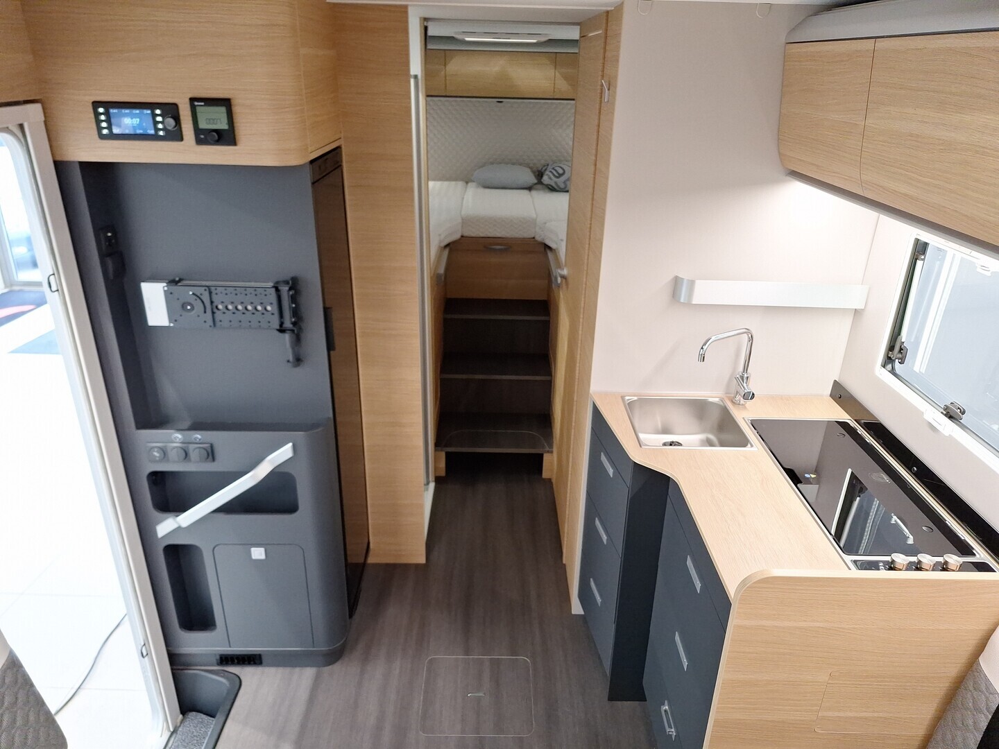 ADRIA CORAL 670 DL 60 Years Selection 2026