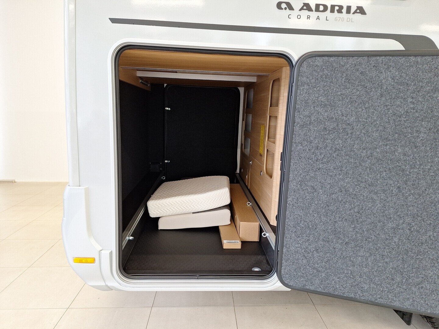 ADRIA CORAL 670 DL 60 Years Selection 2026