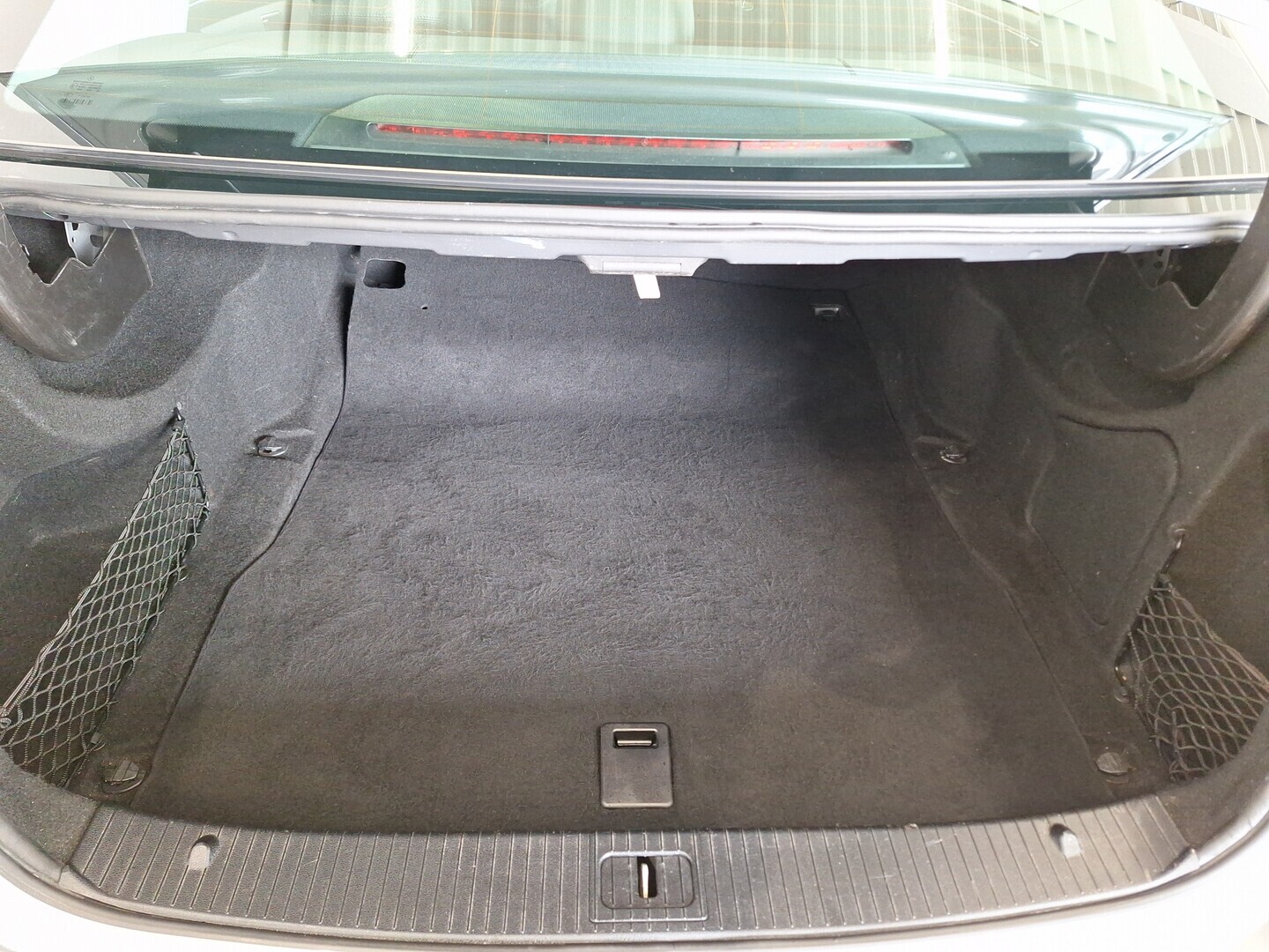 MERCEDES-BENZ E 2009