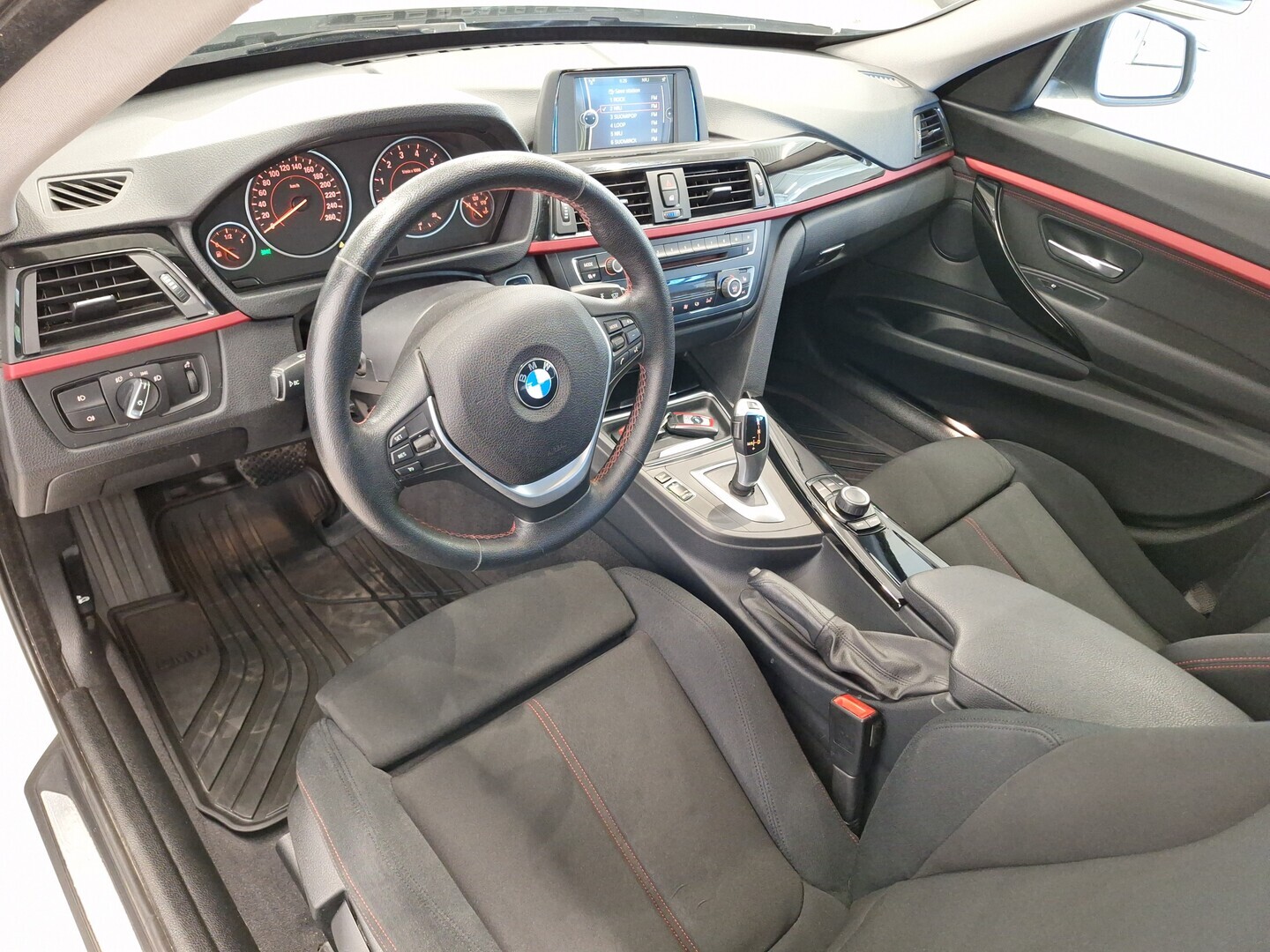 BMW 320 Gran Turismo 2014