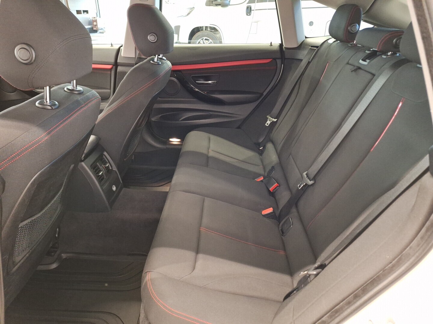 BMW 320 Gran Turismo 2014
