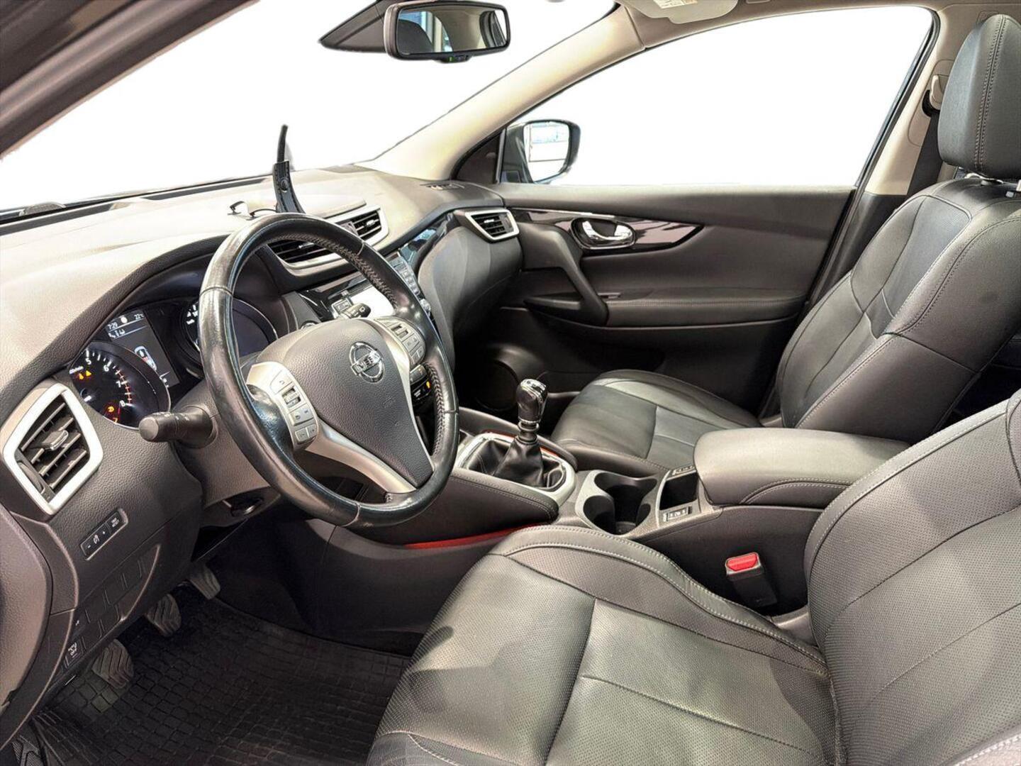 NISSAN Qashqai 2014