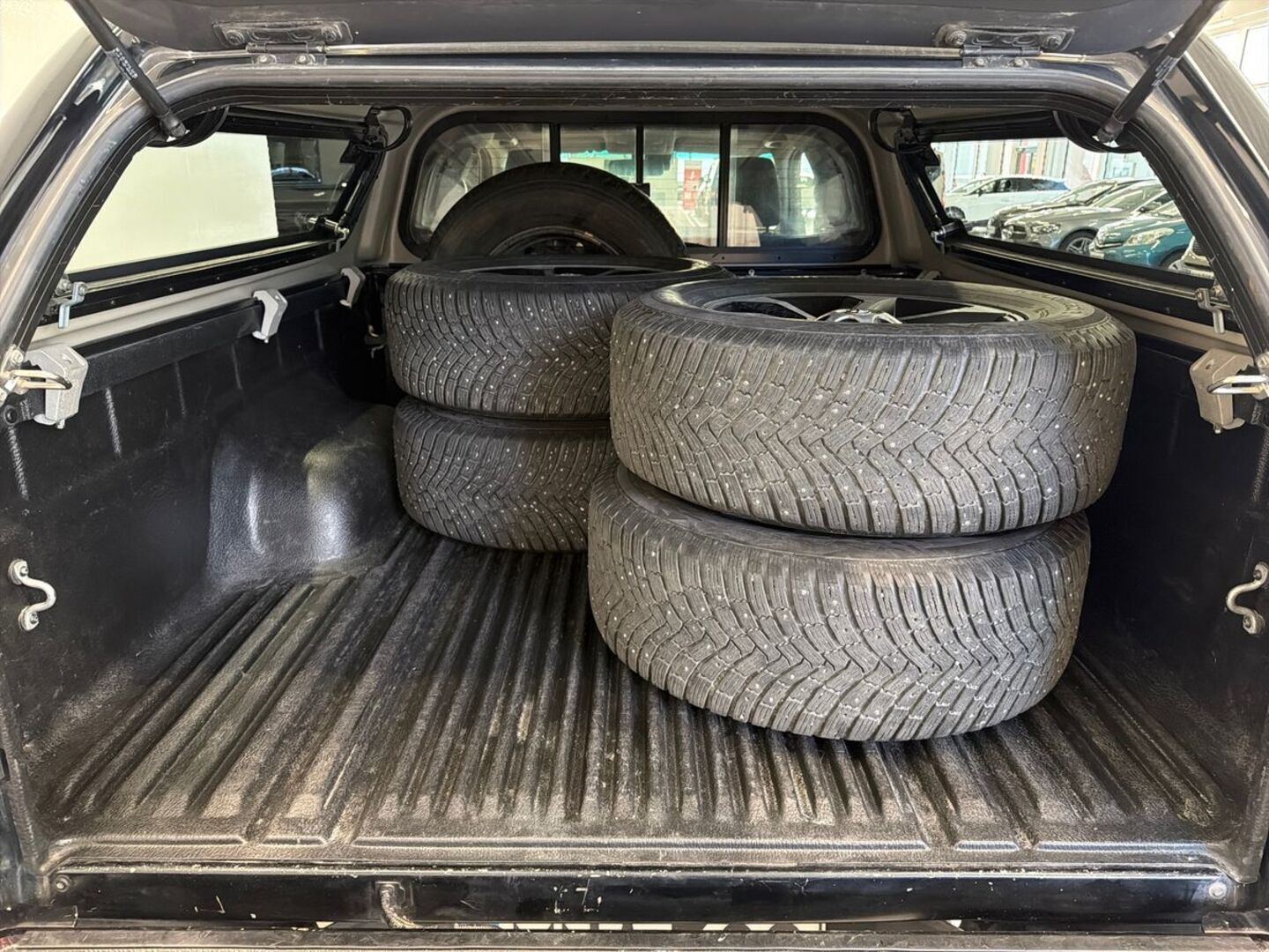 TOYOTA Hilux 2018