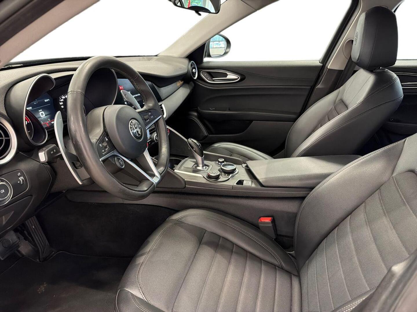 ALFA ROMEO Giulia 2018