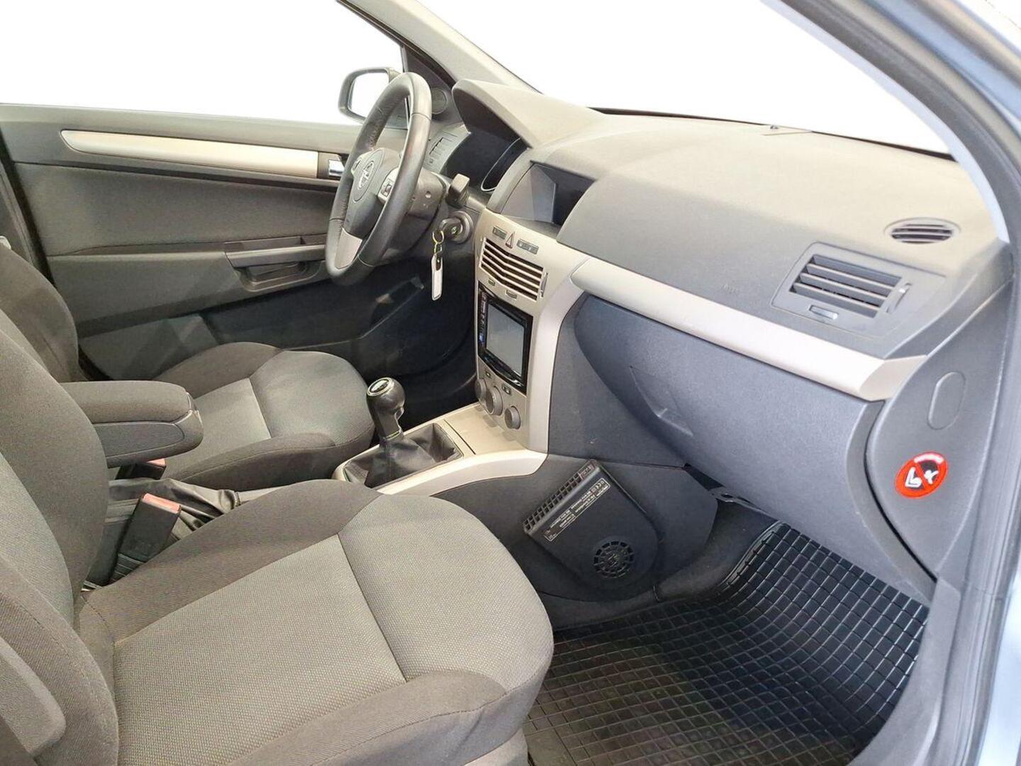 OPEL Astra 2007
