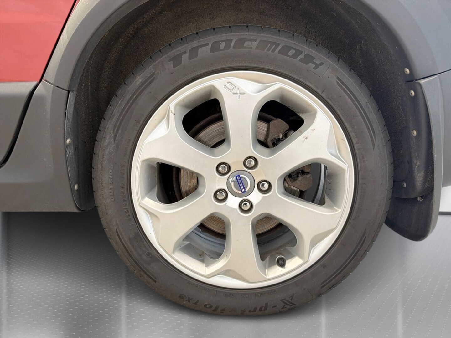 VOLVO XC70 2010
