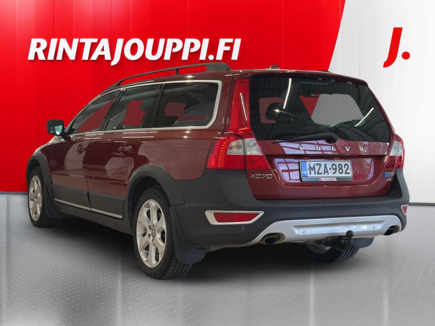 VOLVO XC70 2010