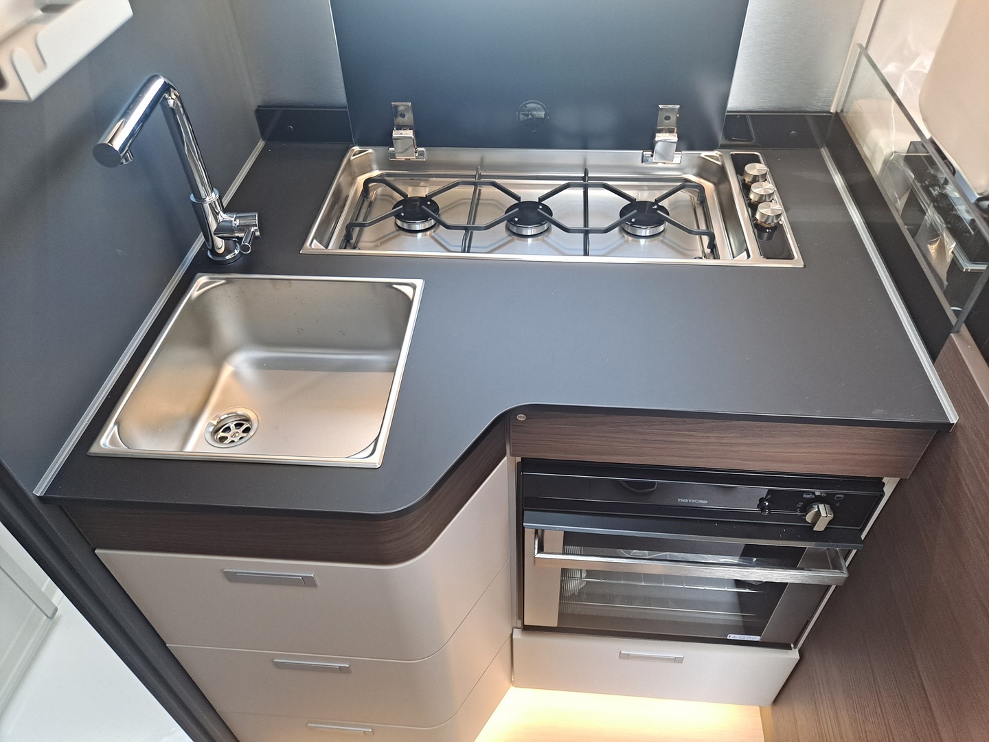 ADRIA MATRIX SUPREME 670 SL ALDE 2025