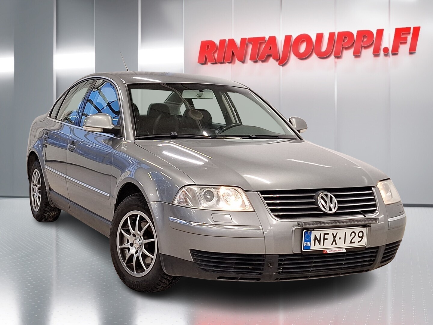 VOLKSWAGEN Passat 2004