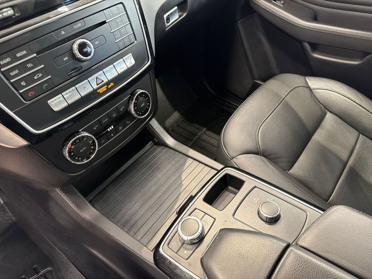 MERCEDES-BENZ GLE 2016